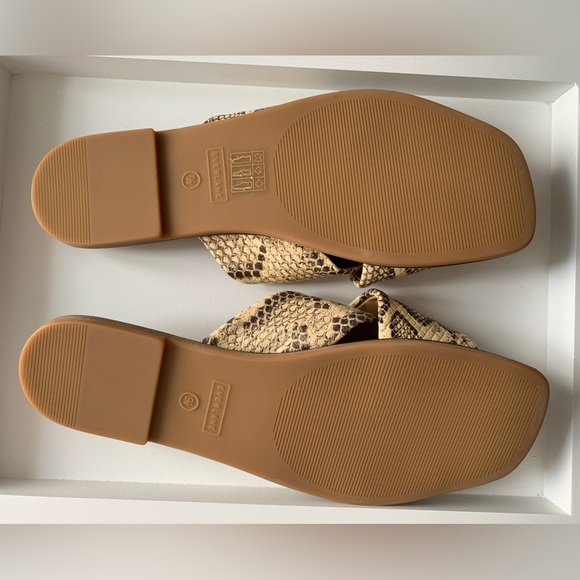 Everlane Nude Snakeskin Print Leather Crossover Sandals - Picture 3 of 10